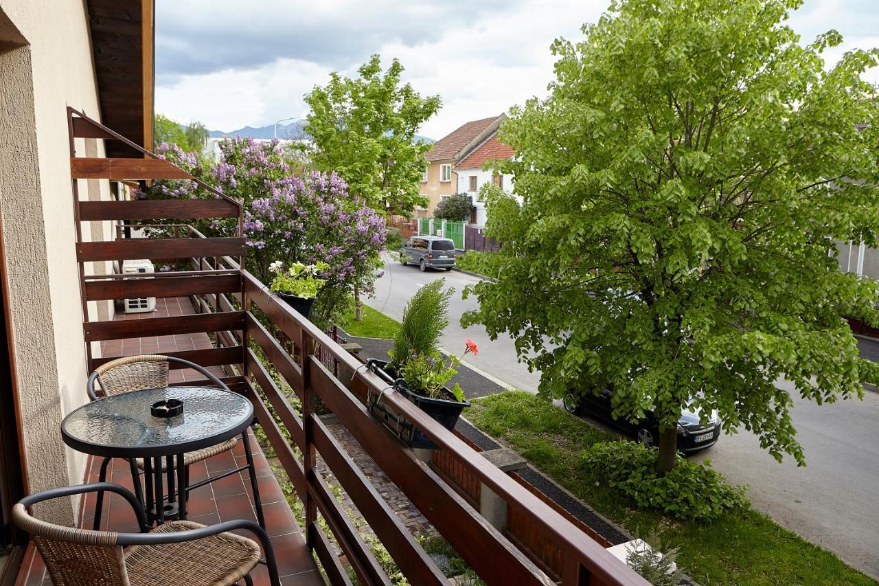 Apartament Rozelor Braşov Eksteriør bilde
