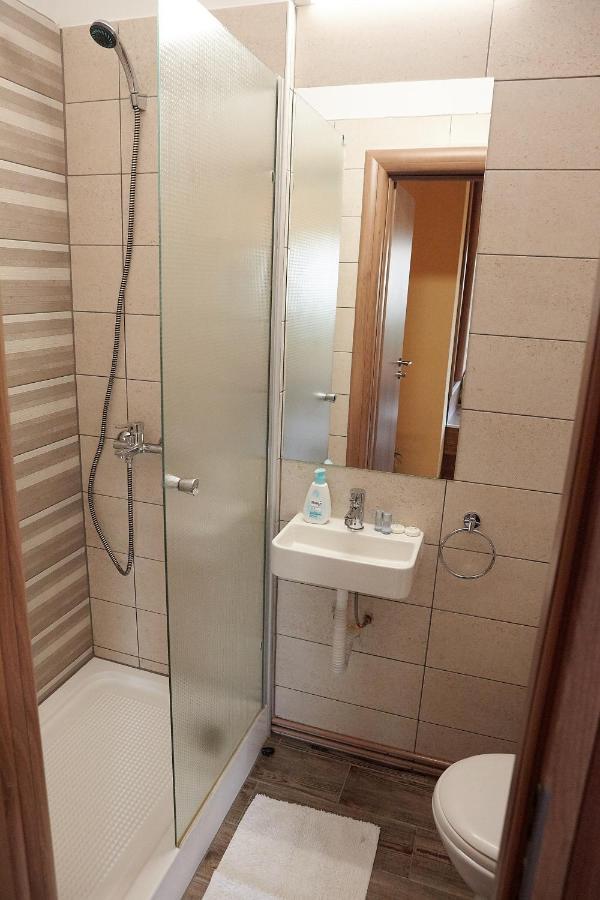 Apartament Rozelor Braşov Eksteriør bilde